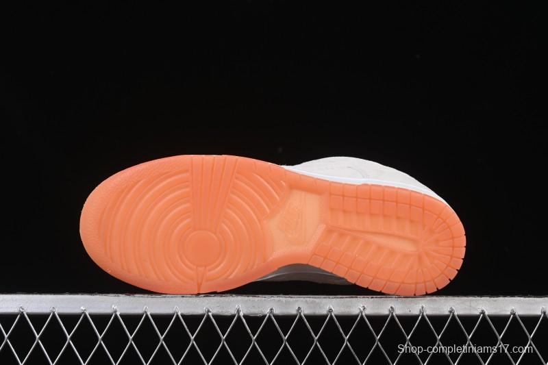 Nike SB Dunk Low Pro B Skate Shoes in Pale Ivory - HJ0367-100