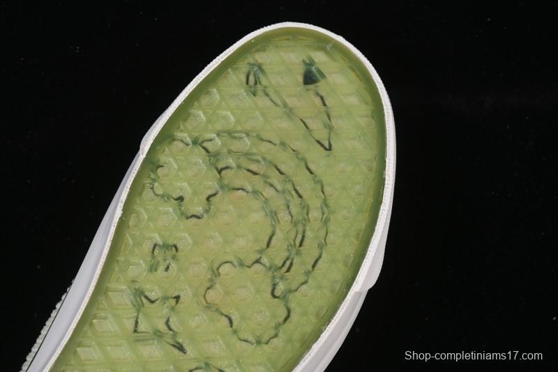 Vans Old Skool Low Top Casual Skate Shoes - VN000EGYCRM