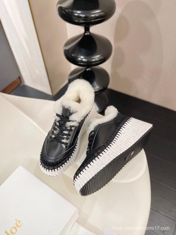 Chloe 2025 SS Casual Shoes with Lightweight Rubber Foam Sole - LY00420