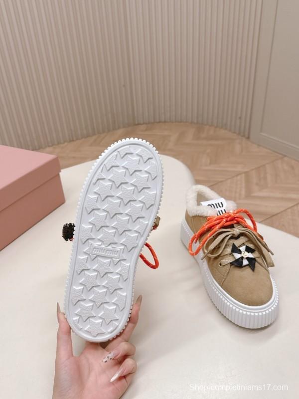 Miu Miu 3D Embroidered Platform Casual Shoes - LY00320/LY00340