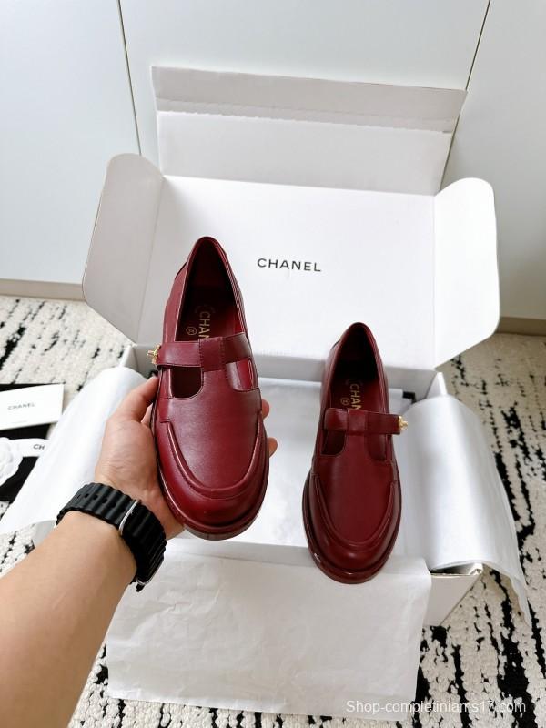 Chanel 2025 SS Loafers Classic Elegant Design - KFY00320