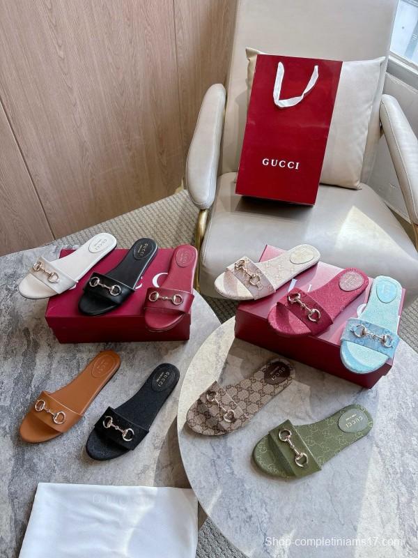 Gucci 2025/SS Leather Slide Sandals with Light Gold Hardware - LY00280