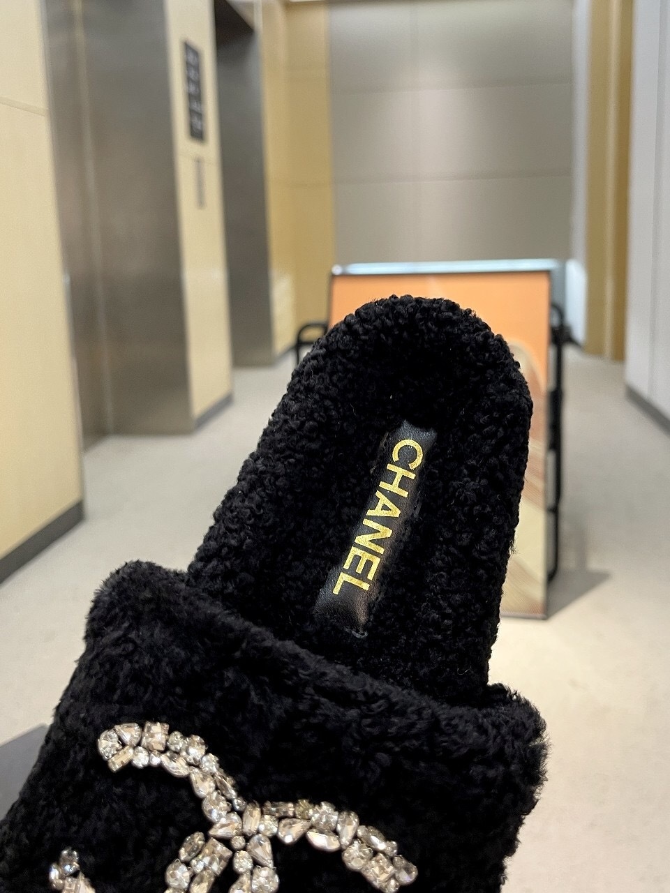 Adidas 2025/SS New Wool Slippers Soft Fine Wool - Model
