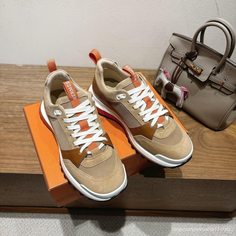 H Boots Classic Chelsea Boots with British Color Block Design - AS00410