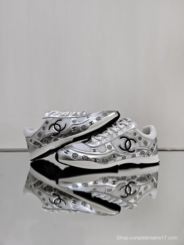 Chanel 2025 SS Limited Edition Silver Horn King 2nd Generation Unisex Sneakers - KFY00340