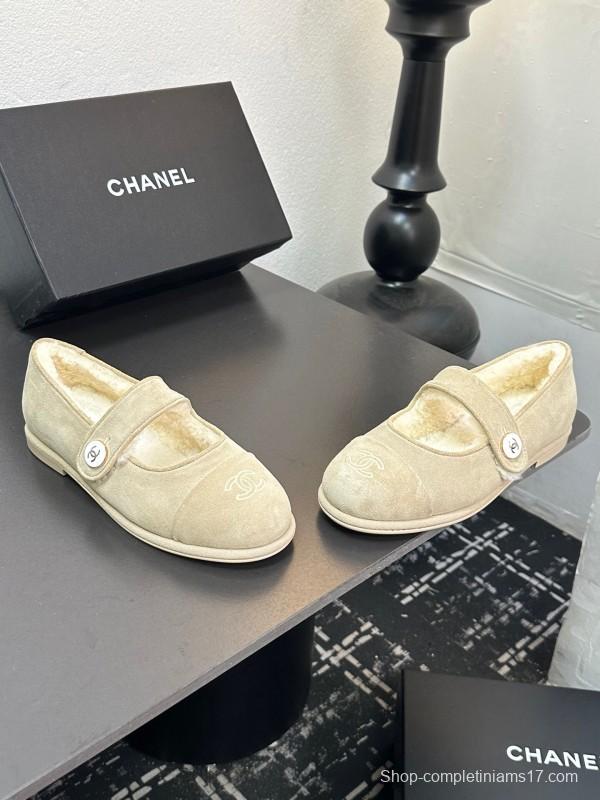 Chanel 2025 SS French Mary Jane Flat Shoes with Fur Trim - KFY00300