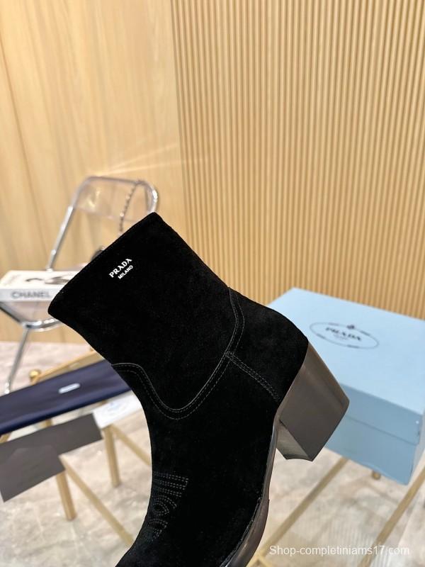 Prada Classic Pointed Boots 2025 SS Collection - L Y00330