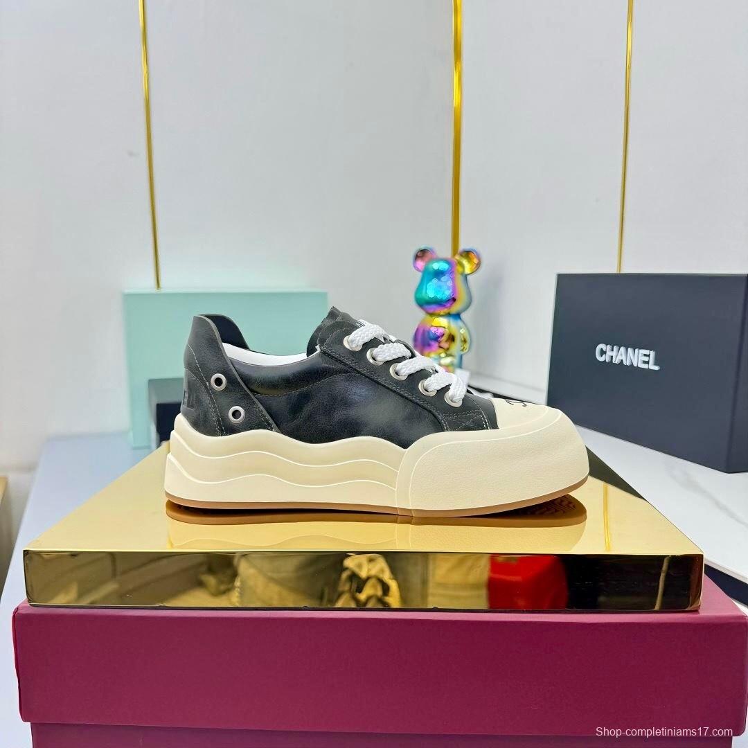 Chanel 2025 SS Panda Loafers Bread Shoes Original Calfskin - LY00320