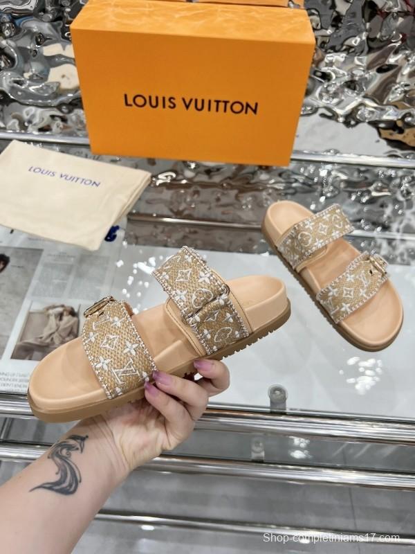 Louis Vuitton 2025 Spring/Summer New Slippers with Embroidered Design and 4cm Platform - LY00250