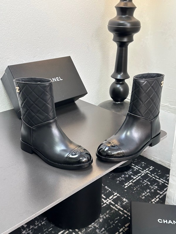 Chanel 2025/SS Short Boots Essential Fall Winter Item - LY00420