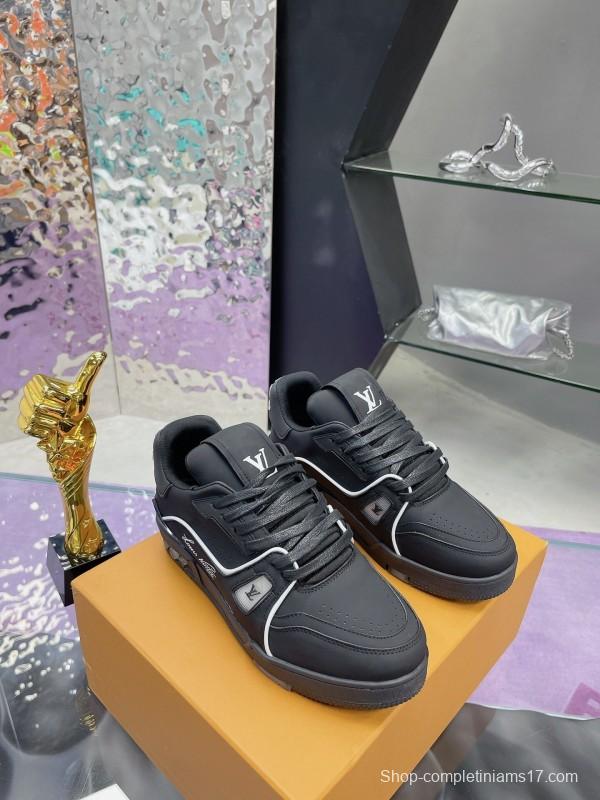 Louis Vuitton LV Trainer Maxi Sneakers with Multi-Color LED Charging Cable - AS00660