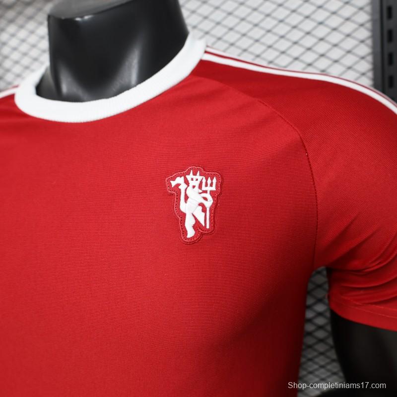 Player Version 26/27 Manchester United Red with White Three-Stripe Shoulders Jersey