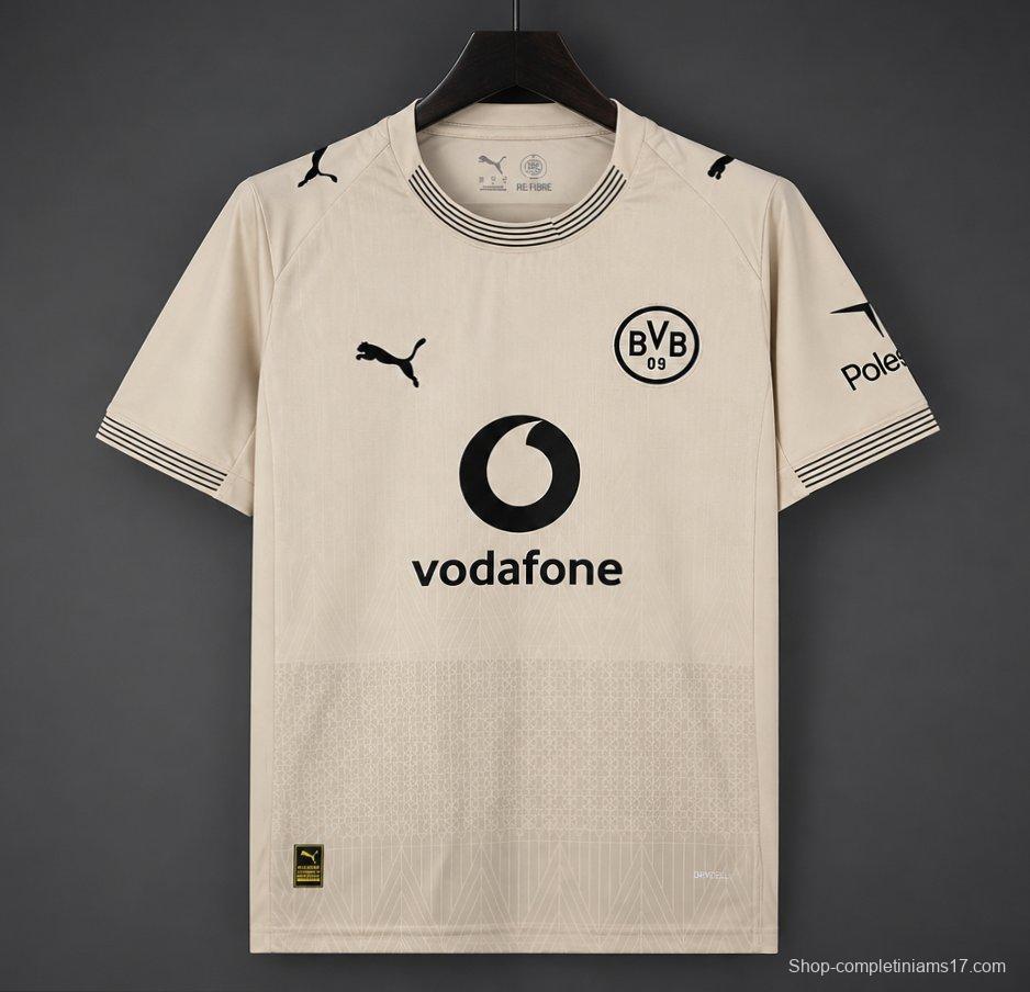 25/26 Borussia Dortmund Special Edition GK Alabaster Jersey